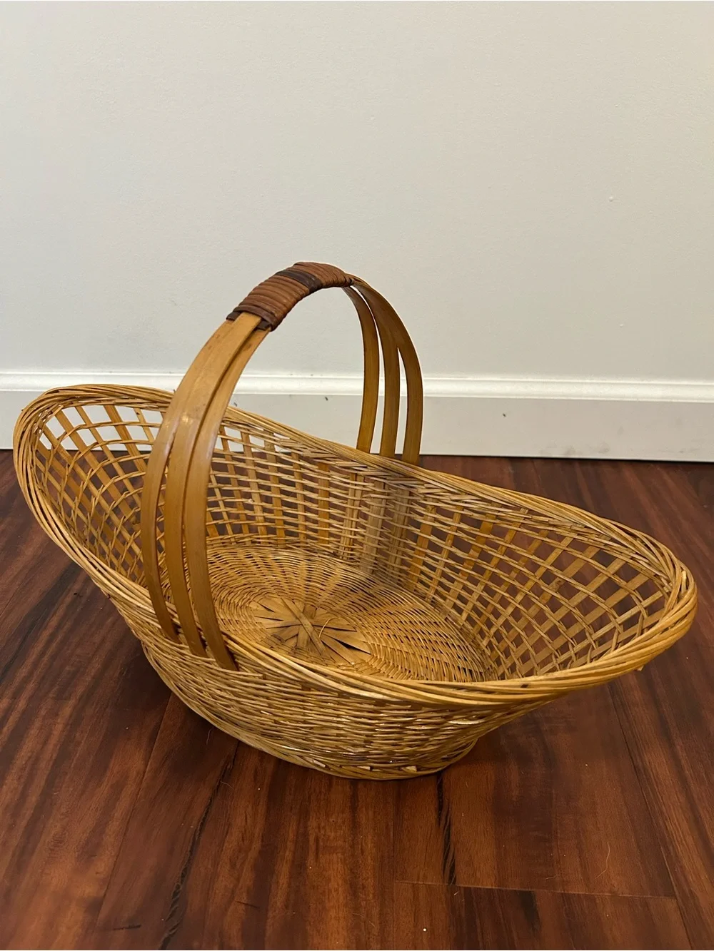 Vintage Sturdy Oval Wicker Woven Basket with Tall Handle - Honey Brown